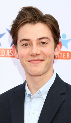 Profile photo of Griffin Gluck