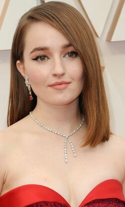 Profile photo of Kaitlyn Dever