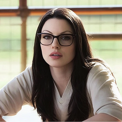 Profile photo of Alex Vause