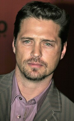 Profile photo of Jason Priestley