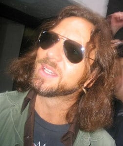 Profile photo of Eddie Vedder