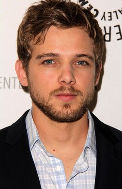 Profile photo of Max Thieriot