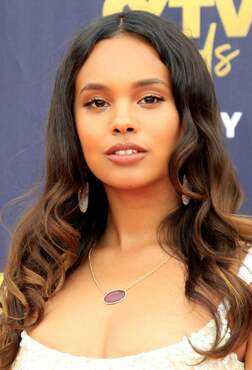 Profile photo of Alisha Boe