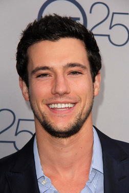 Profile photo of Drew Roy