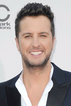 Profile photo of Luke Bryan