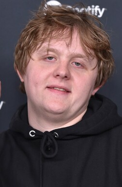 Profile photo of Lewis Capaldi