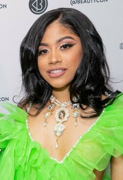 Profile photo of Hennessy Carolina