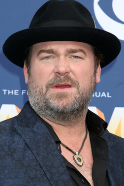 Profile photo of Lee Brice