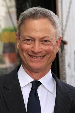 Profile photo of Gary Sinise