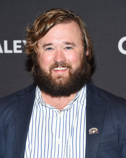 Profile photo of Haley Joel Osment