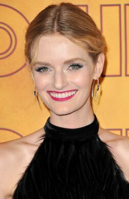 Profile photo of Lydia Hearst