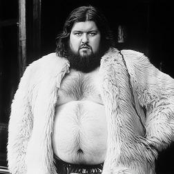 Profile photo of Giant Haystacks