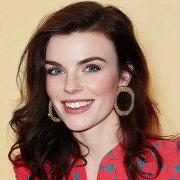 Profile photo of Aisling Bea