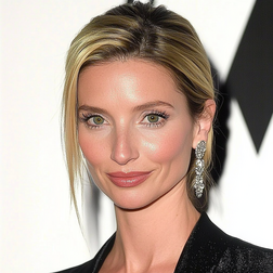 Profile photo of Annabelle Wallis