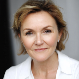 Profile photo of Amanda Burton