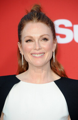 Profile photo of Julianne Moore