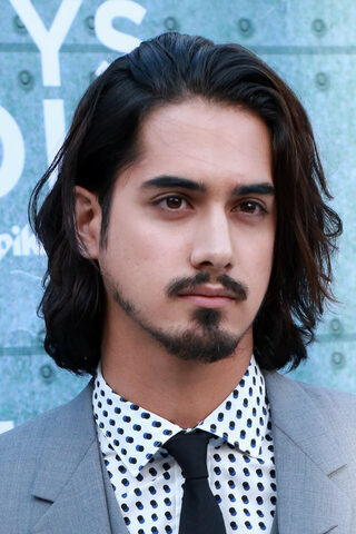 Profile photo of Avan Jogia