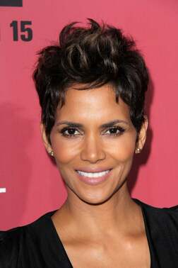 Profile photo of Halle Berry