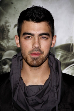 Profile photo of Joe Jonas