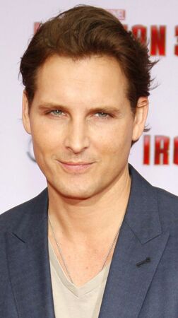 Profile photo of Peter Facinelli