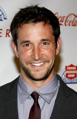 Profile photo of Noah Wyle