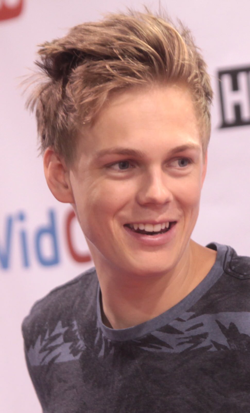 Profile photo of Caspar Lee