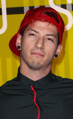 Profile photo of Josh Dun