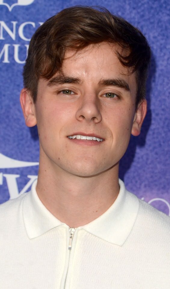 Profile photo of Connor Franta