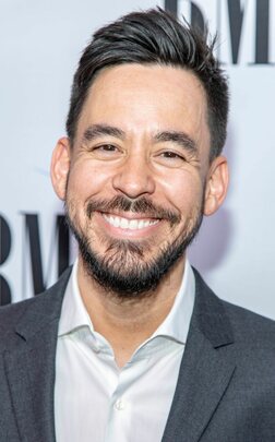 Profile photo of Mike Shinoda