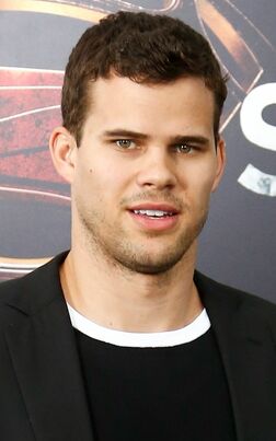 Profile photo of Kris Humphries