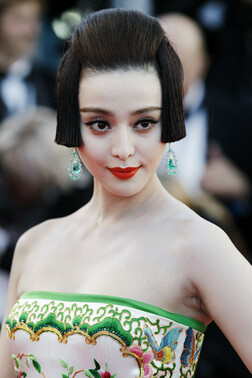 Profile photo of Fan Bingbing