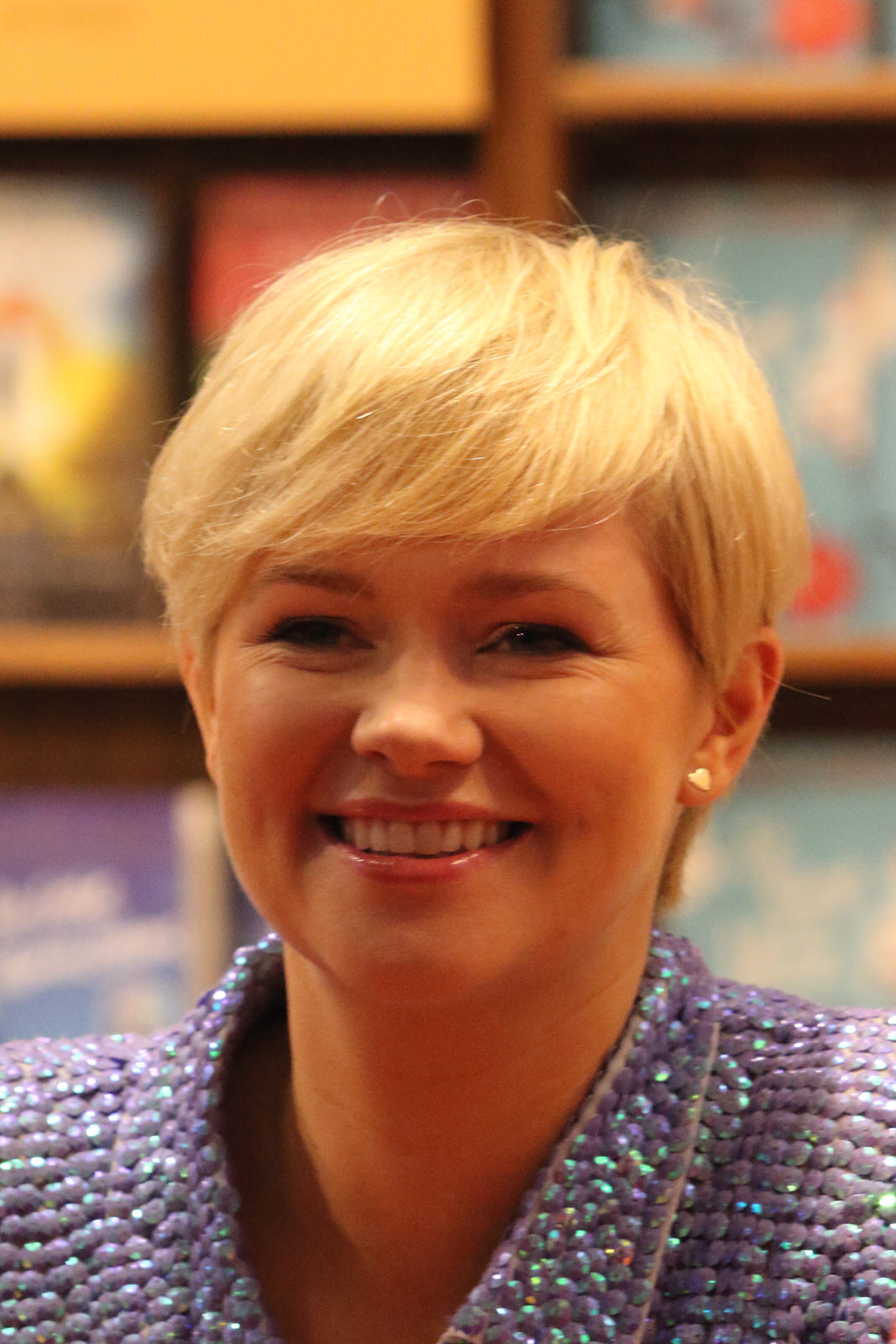 Profile photo of Cecelia Ahern