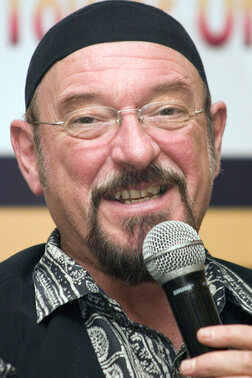 Profile photo of Ian Anderson