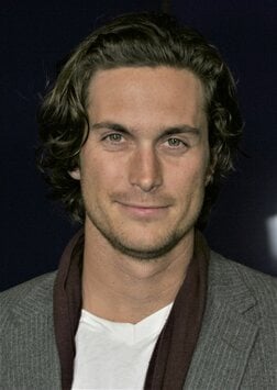 Profile photo of Oliver Hudson