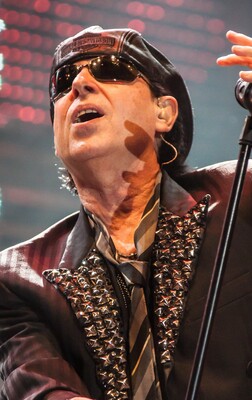 Profile photo of Klaus Meine