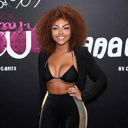 Profile photo of Ashley Everett