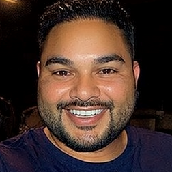 Profile photo of Alan Ramírez