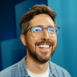 Profile photo of Amir Blumenfeld